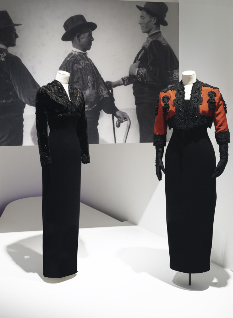 Cristóbal Balenciaga. Fashion and Heritage.