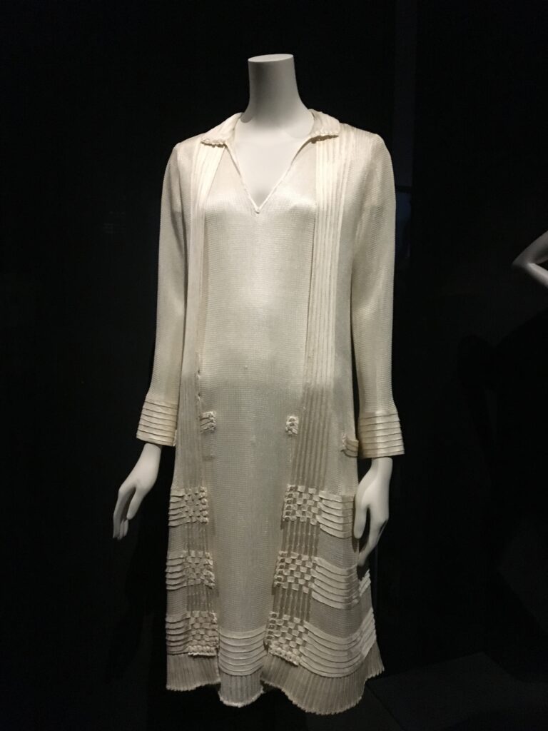 GABRIELLE CHANEL. FASHION MANIFESTO