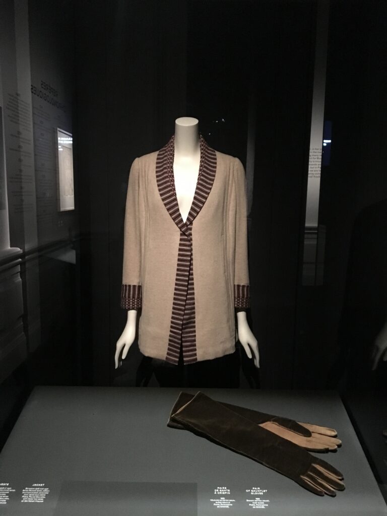 GABRIELLE CHANEL. FASHION MANIFESTO