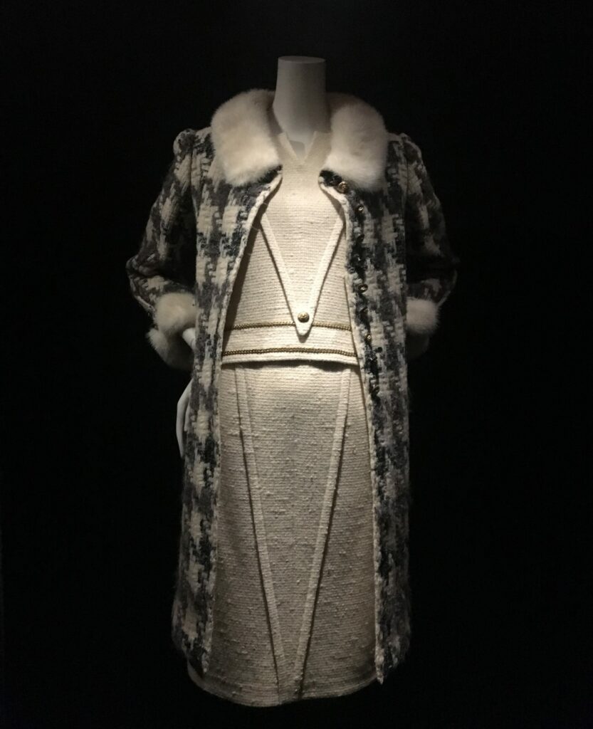 GABRIELLE CHANEL. FASHION MANIFESTO