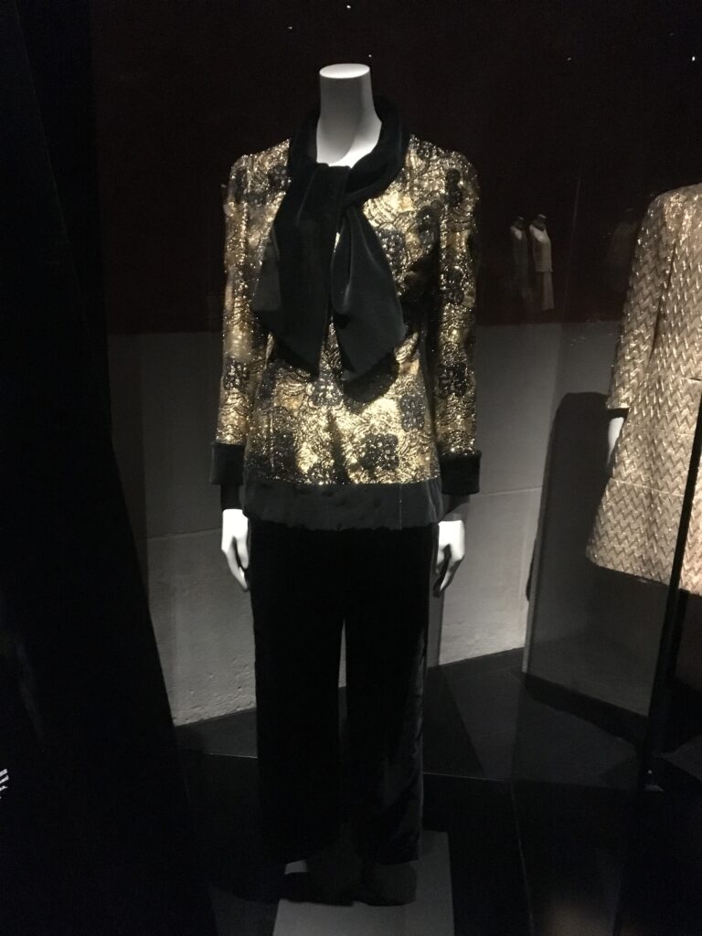 GABRIELLE CHANEL. FASHION MANIFESTO